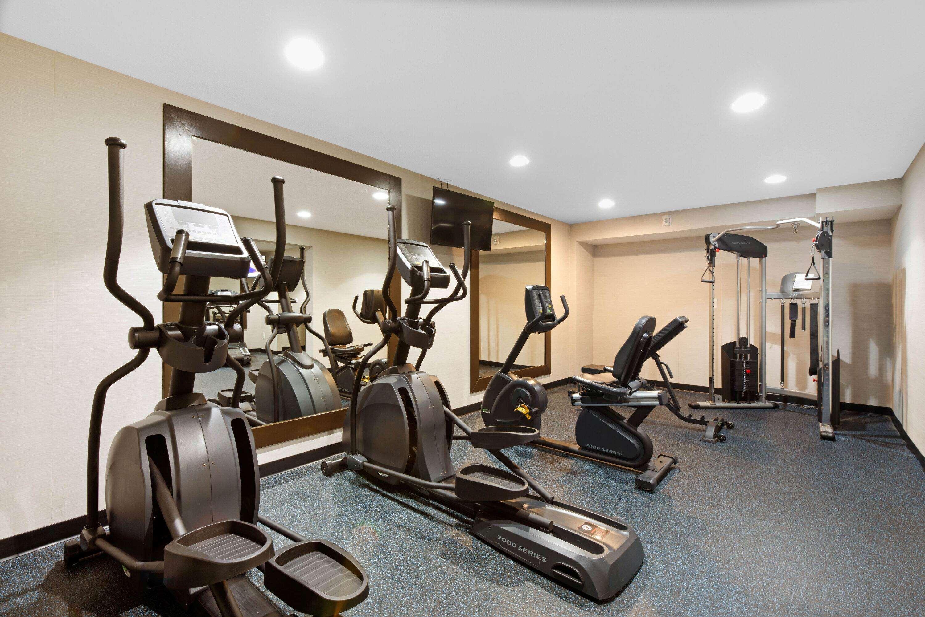 La Quinta Inn & Suites By Wyndham Dc Metro Capital Beltway Capitol Heights Bagian luar foto